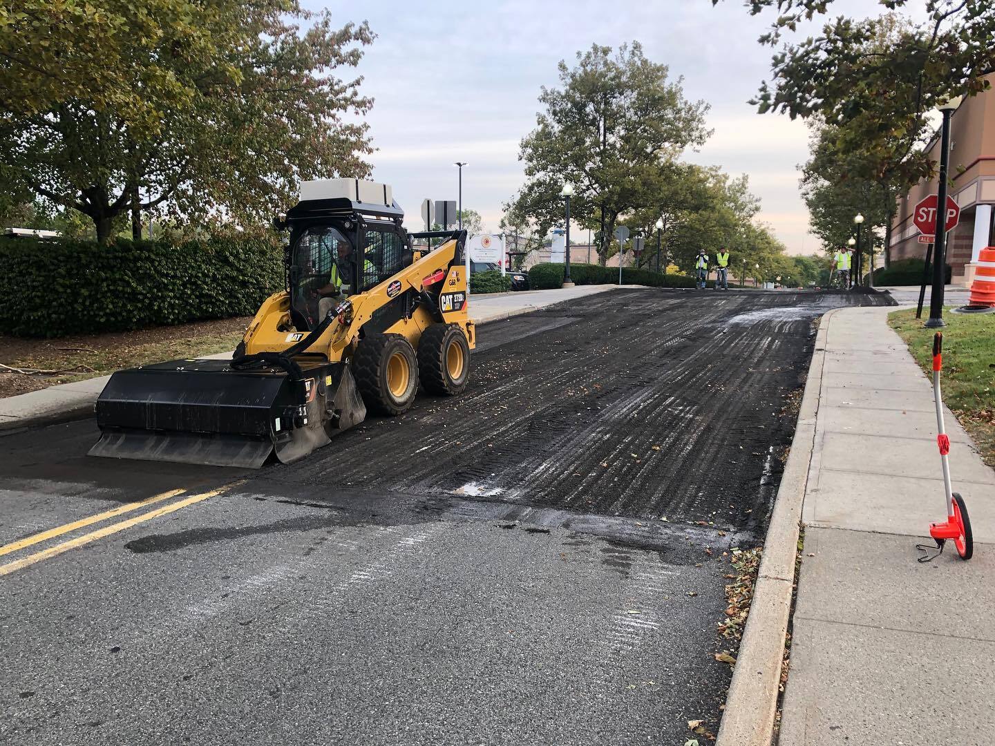 7 Mistakes to Avoid When Hiring a Commercial Asphalt Company on Long Island